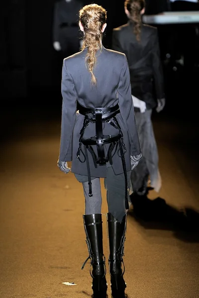 Look 62